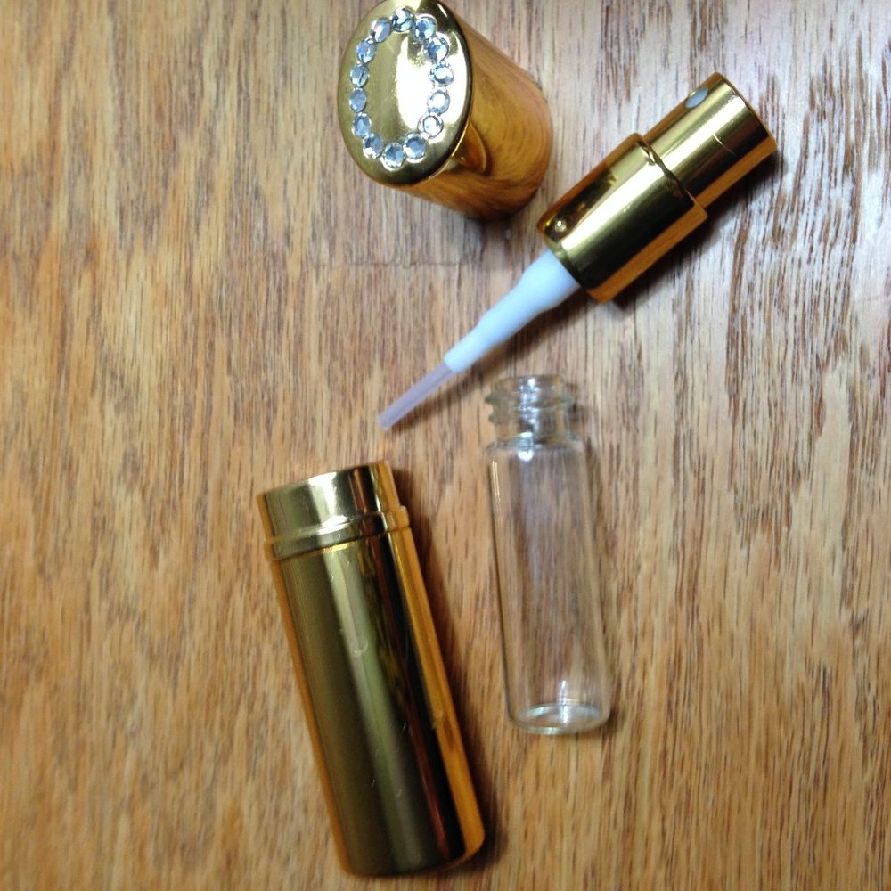 Small Atomizer Gold Tone with Rhinestones - Picture 10 of 11